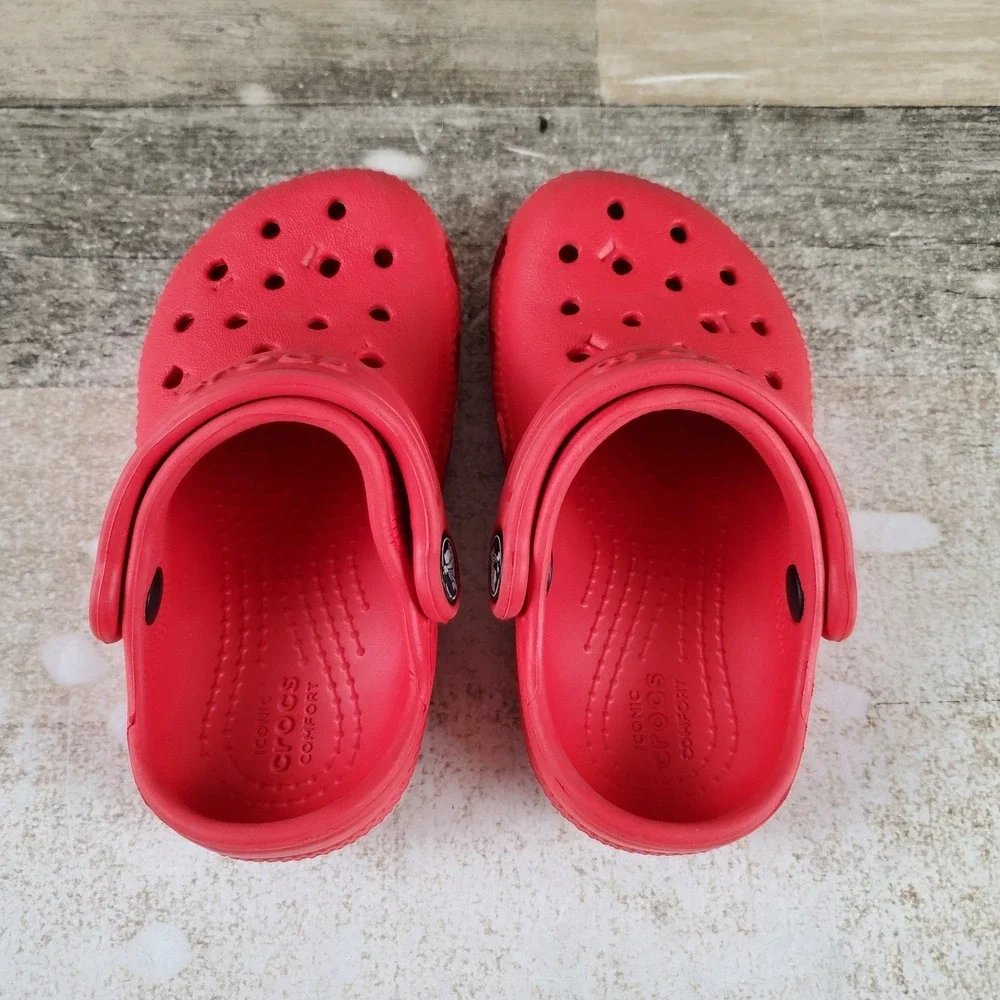 Crocs Classic Clog Kids Sz 7 C7 Red Rubber Round Toe Comfort Slip On Slingback
